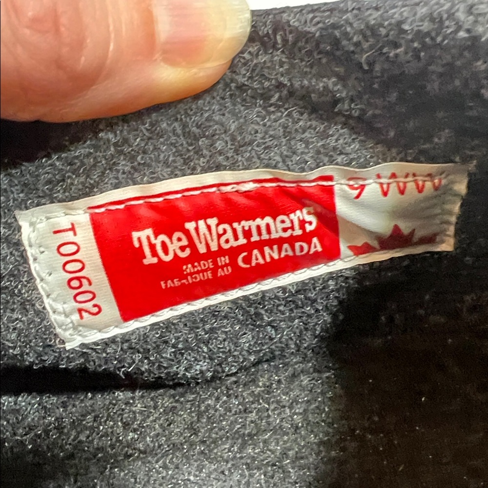 Winter Boots Toe Warmers Boots Women’s Slip On Made in Canada Sz 9 - Picture 2 of 15